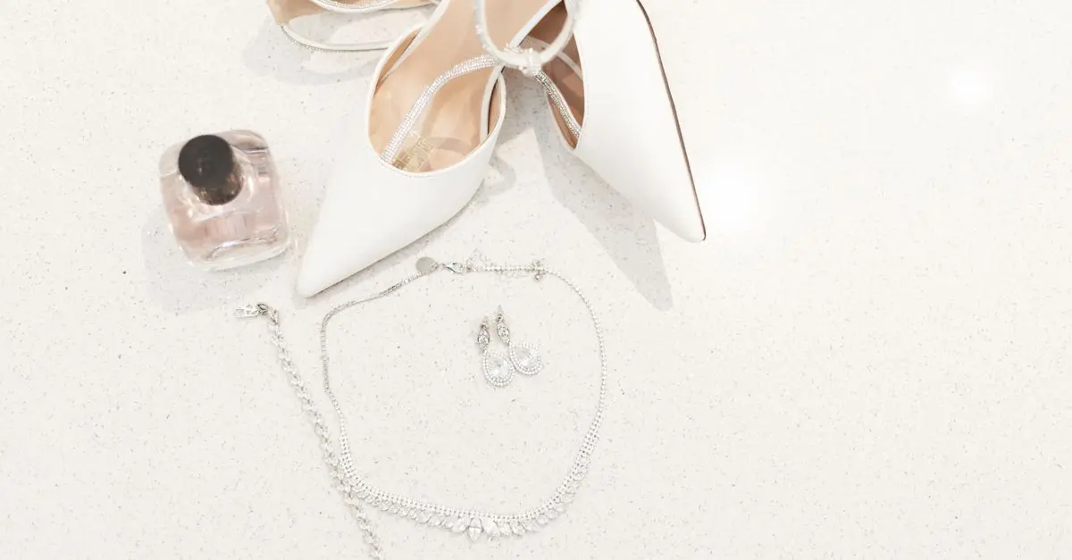 10 Accessori indispensabili per un look elegante