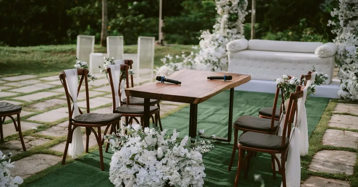 Come scegliere il giusto outfit per un matrimonio elegante