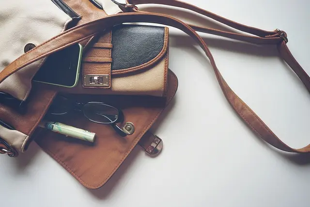 10 accessori must-have per il tuo guardaroba elegante